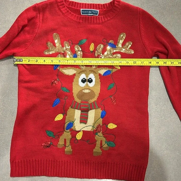 Reindeer Christmas Sweater - Picture 8 of 9